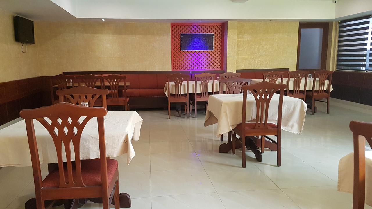 The Central Park Kollam Exterior foto